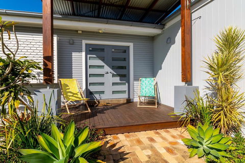 Fabulous Family Destination In Paradise Parade, Bongaree - Perths Hotel 12