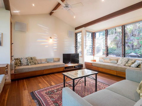 Laguna House - Perths Hotel 4