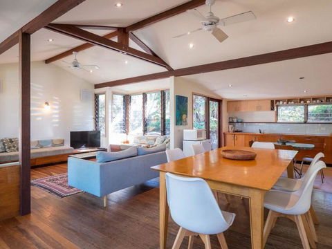 Laguna House - Perths Hotel 0