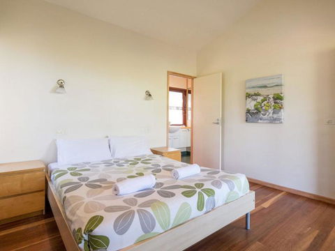 Laguna House - Perths Hotel 3