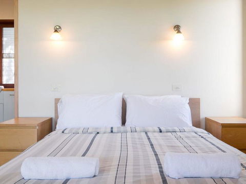 Laguna House - Perths Hotel 12