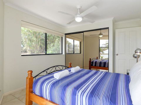 Mooloomba Five - Perths Hotel 3