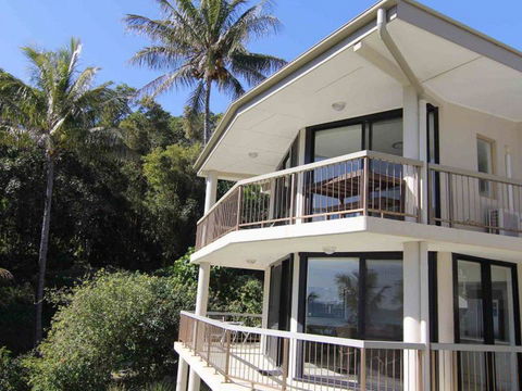 Mooloomba Five - Perths Hotel 10