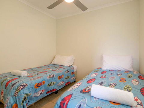Mooloomba Five - Perths Hotel 9