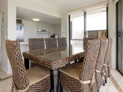 Mooloomba Five - Perths Hotel 0
