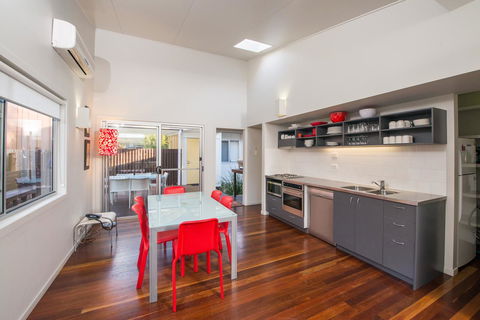 Allure Stradbroke Resort - Perths Hotel 15