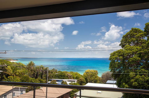 Seychelles Up - Perths Hotel 0