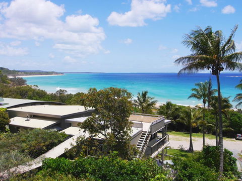 Cylinder Cove 8 - Perths Hotel 0
