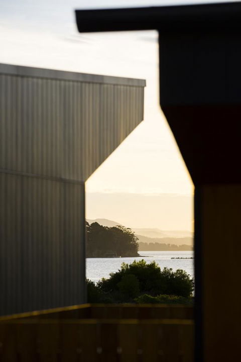Bruny Island Escapes And Hotel Bruny - Perths Hotel 0