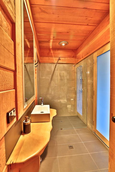 Bruny Island Lodge - Perths Hotel 8