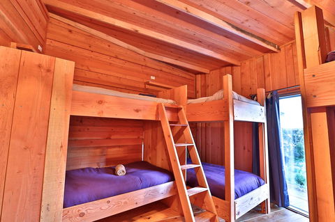 Bruny Island Lodge - Perths Hotel 10