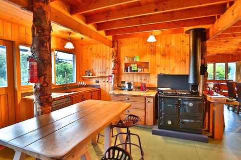Bruny Island Lodge - Perths Hotel 3