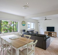 'Pandanus Cove' Apartment 5