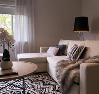 1 Bedroom Art Deco Apt With Study - Perths Hotel