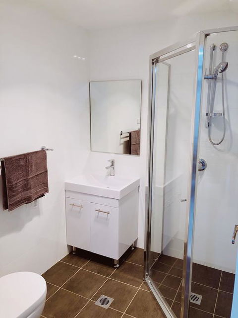 1 Pearl Street - Perths Hotel 3