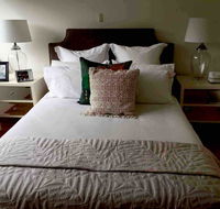 1-Bed room in 2-bed rooms Apartment Double Bay - Perths Hotel
