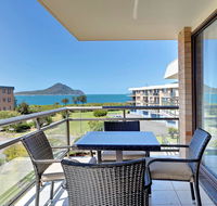 12 'Commodore' 6 Intrepid Close - beautiful water views - Perths Hotel