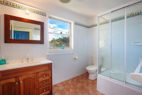 164 Mitchell Pde - Spectacular Views - Perths Hotel 1