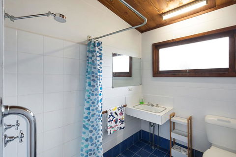 17 Dulling Street - Beach House - Perths Hotel 2