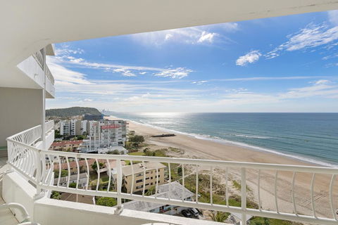19th Avenue On The Beach - Perths Hotel 2