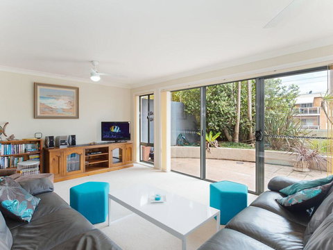 2 'Peninsula Waters' - Three Bedroom Unit With Spacious Private Courtyard & WIFI - Perths Hotel 3