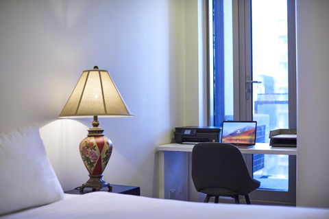2 Bdrm 2 Bthrm Apt With Balcony Views Pool And Gym - Perths Hotel 2