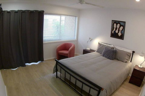 2 Bedroom Apartment In Surfers Central - Perths Hotel 2