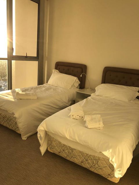 2 Bedroom High Rise Apartment - Perths Hotel 3
