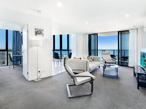 2 Bedroom Ocean View Apartment In Surfers Paradise - Perths Hotel 0