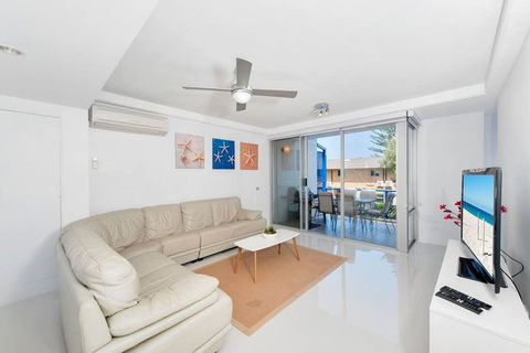 2 Cirrus - Perths Hotel 1
