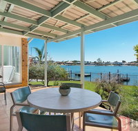 21 Melaleuca Drive - Perths Hotel