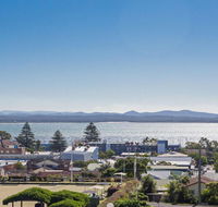 211 'The Landmark' 61B Dowling Street - Resort Style holiday with pool games room  restaurant - Perths Hotel