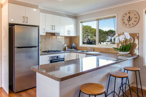 23 Martin Street - Perths Hotel 1