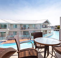 245 'Pacific Blue' 265 Sandy Point Rd - air conditioned unit with resort facilities and linen supplied - Perths Hotel
