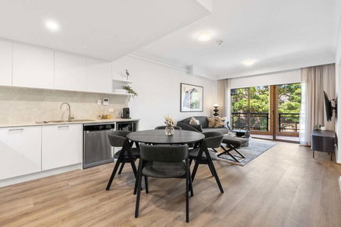 Camperdown Cozy Corner 7 - Perths Hotel 4