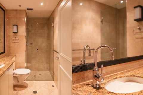 CBD Executive Apartment Right By The Harbour - Perths Hotel 4
