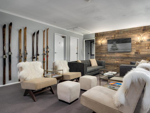 Chalet Alpina - Perths Hotel 2
