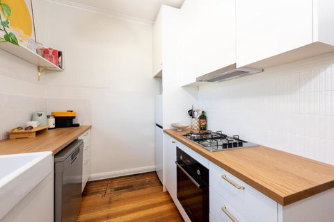 Charming Art Deco Unit In East Melbourne - Perths Hotel 0