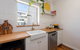 Charming Art Deco Unit In East Melbourne - thumb 3