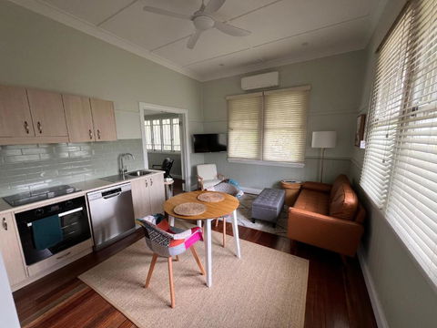 Charming Lismore Home - Perths Hotel 4