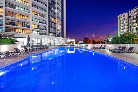 Charming 3 BR Apartment - Sierra Grand - CoastHM - Perths Hotel 2