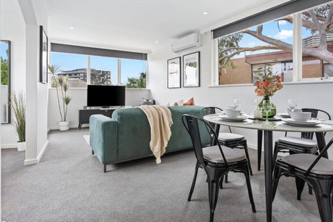 Charnwood 2BR: Homely Haven - Perths Hotel 2