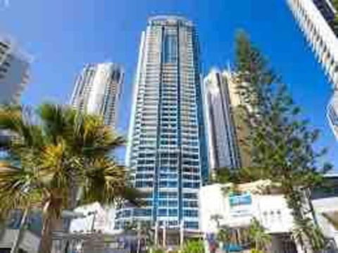 Coastal Charm At Chevron Towers - Perths Hotel 2