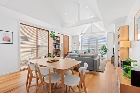 Coastal Class And Sophistication 500m To Beach - Perths Hotel 3