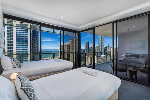 Coastal Skyline Luxury Suite - Perths Hotel 4