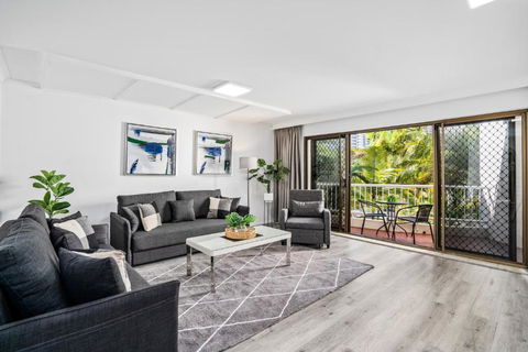 Coco Bella Retreat In Central Surfers - Sleeps 6-8 - Perths Hotel 2