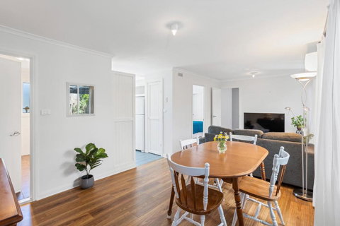Cosy Adelaide Hills Getaway - Perths Hotel 4
