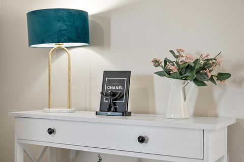 Cozy Modern Nook Retreat - Perths Hotel 3