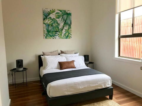 D109 Inner City Oasis On Buckingham - Perths Hotel 0