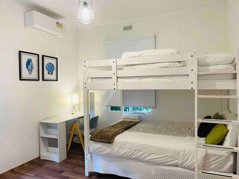D123 Super Sun Shine Stay - Perths Hotel 1